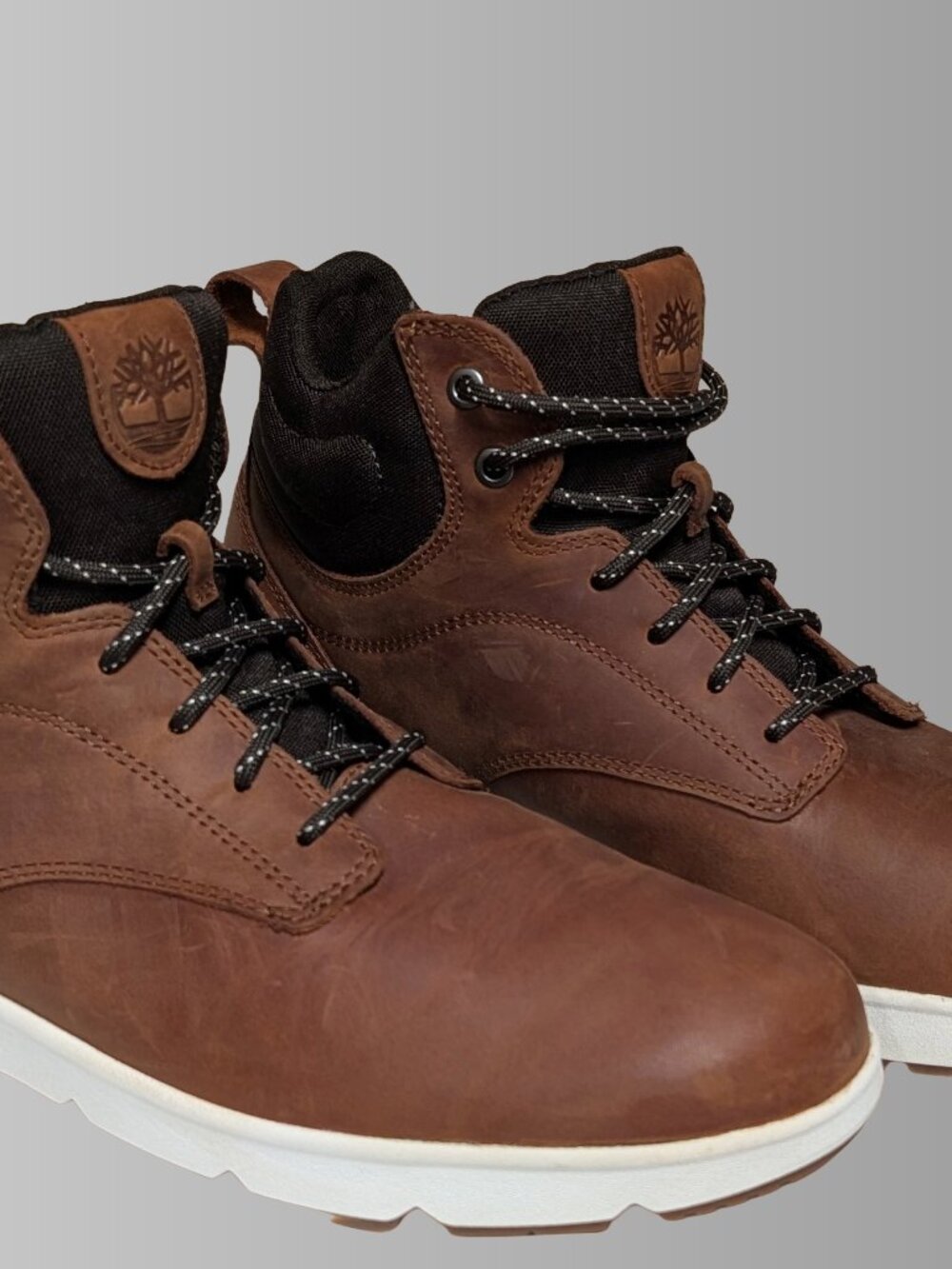 Timberland Parker Street High Top - Like New - Picture 7 of 8